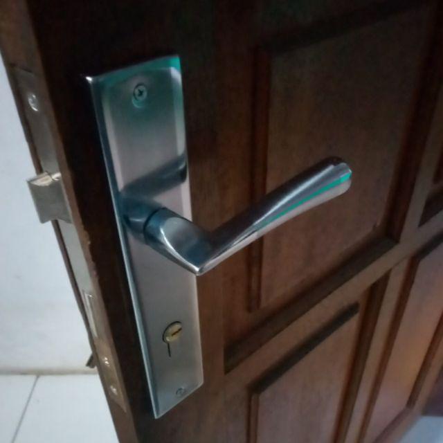Kunci Pintu Benelock Set / Handle Pintu Set Benelock Besar/ Kunci Pintu Benelock Besar / Benelock