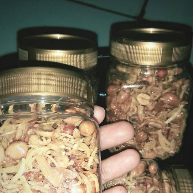 

Teri medan kacang bawang