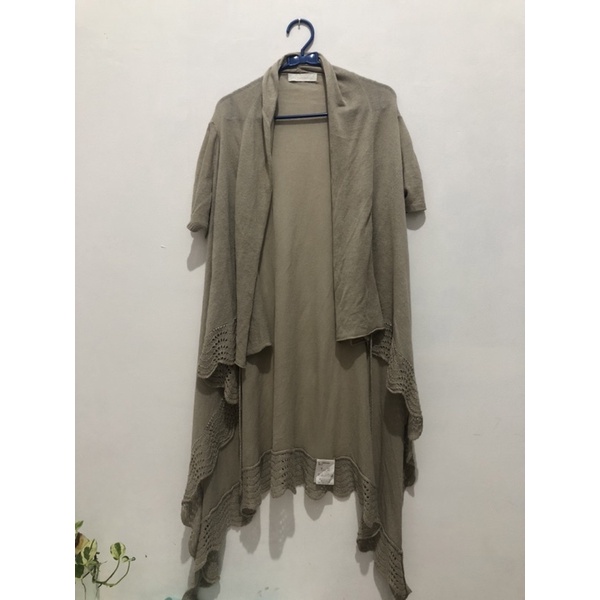 Preloved Cardigan Outer Wanita Branded