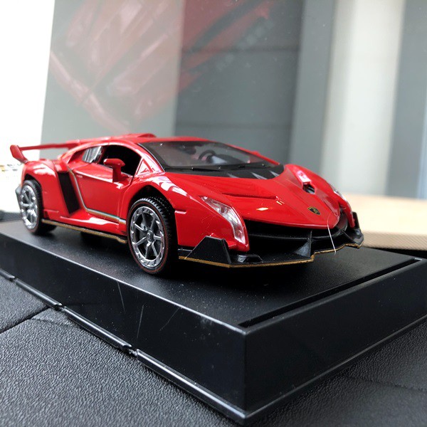 Pajangan LAMBORGHINI VENENO Miniatur Parfum Parfume Pewangi Mobil