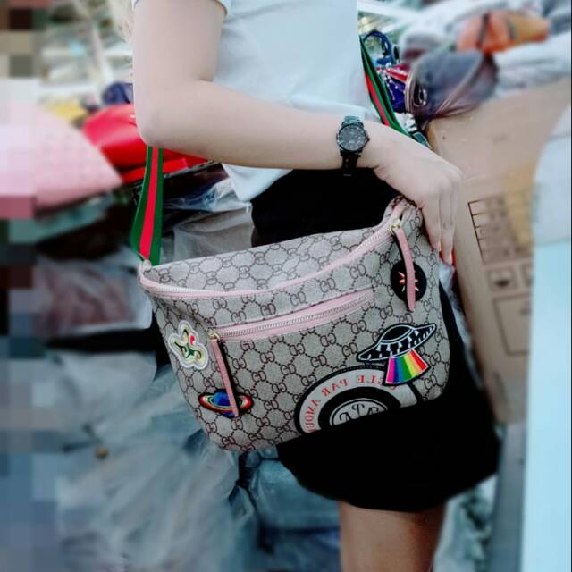 NEW ARIVAL GUCCI BUMBAG STICKER