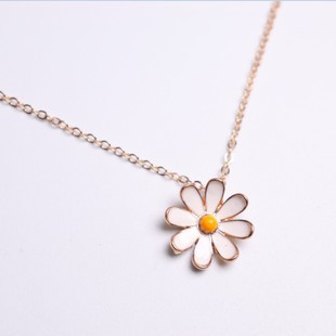 Kalung Liontin Anting S925 Wanita WHITE DAISY Titanium Alloy Women Necklace Gaya Cewek Korea Import