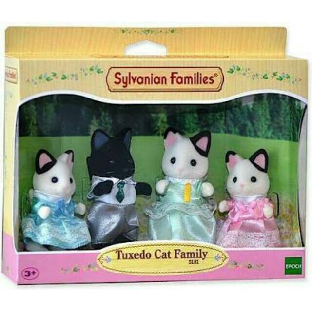Sylvanian Family - Tuxedo Cat Family