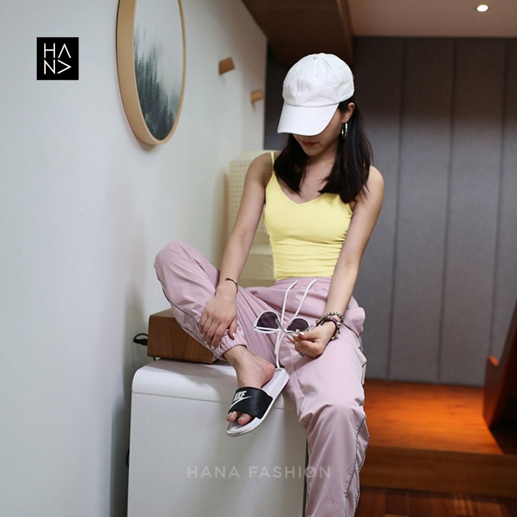 HanaFashion JKT - Aurora Basic Tank Top Crop Wanita - TT035-Broken White