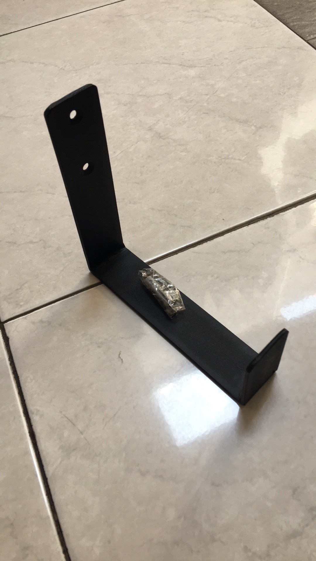 Gantungan Selang Minimalis Kuat Dan Kokoh