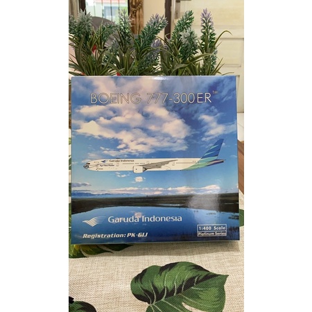 diecast Boeing 777-300ER Garuda Indonesia