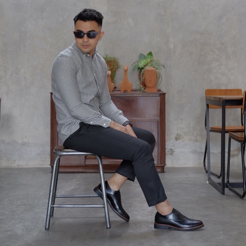 Phier Black Oxwalker sepatu formal pria pantofel kulit hitam