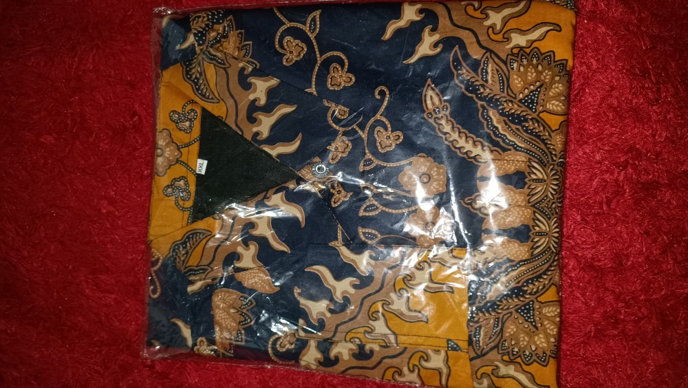 Eseme Pak Lurah Kuning Batik Pria Lengan Panjang Lapis Furing Batik Solo