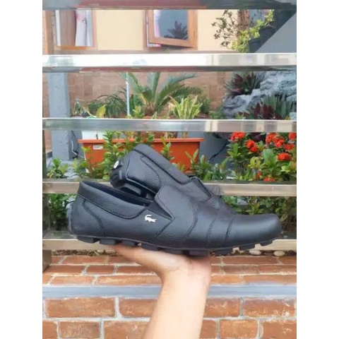 Sepatu Kasual Slip On Hitam Crocodile Slop Nyeak Bahan Kulit Asli Semi Formal Nyaman Keren Santai