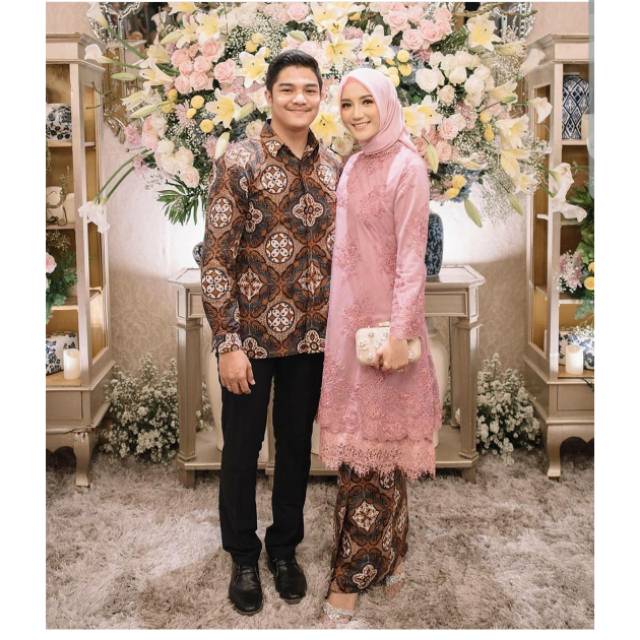 Lana Couple kebaya batik