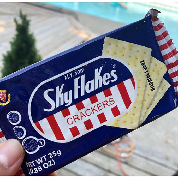 

Sky Flakes Crackers - Original / Snack Pack