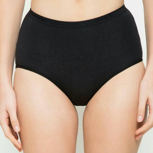 Celana dalam merk Quincy