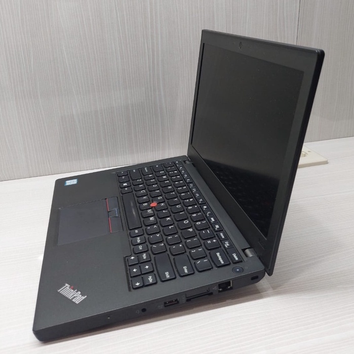 Laptop Lenovo Thinkpad X260 i5 Gen4 6 Ram 8GB SSD 256GB Second Like New