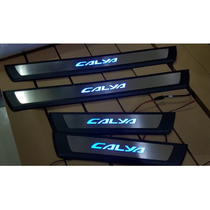 Sill Plate Samping Lampu LED Mobil Toyota Calya