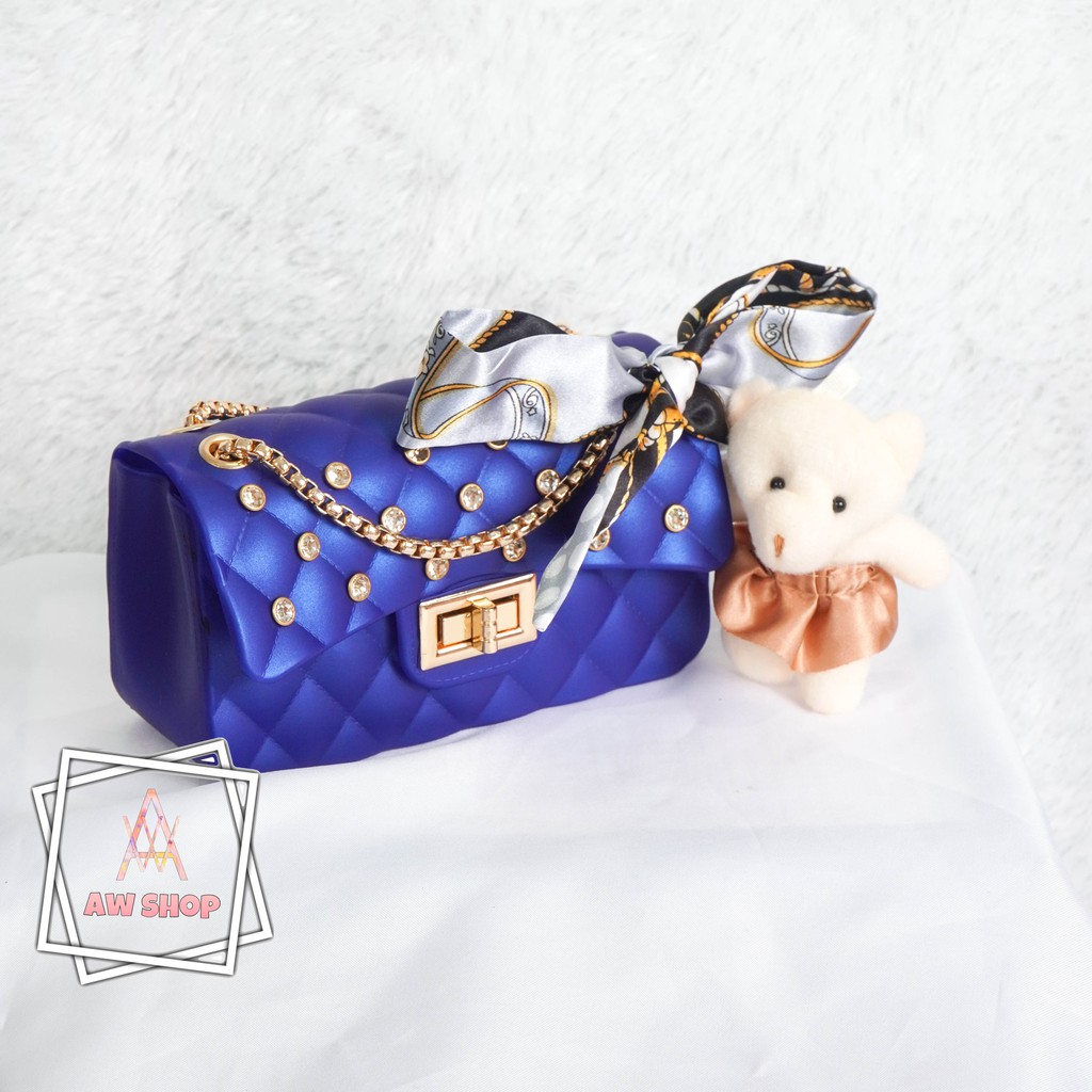 Tas Selempang Wanita Jelly Matte Kotak Diamond Size 18 Cm (Gratis Boneka Dan Syal)