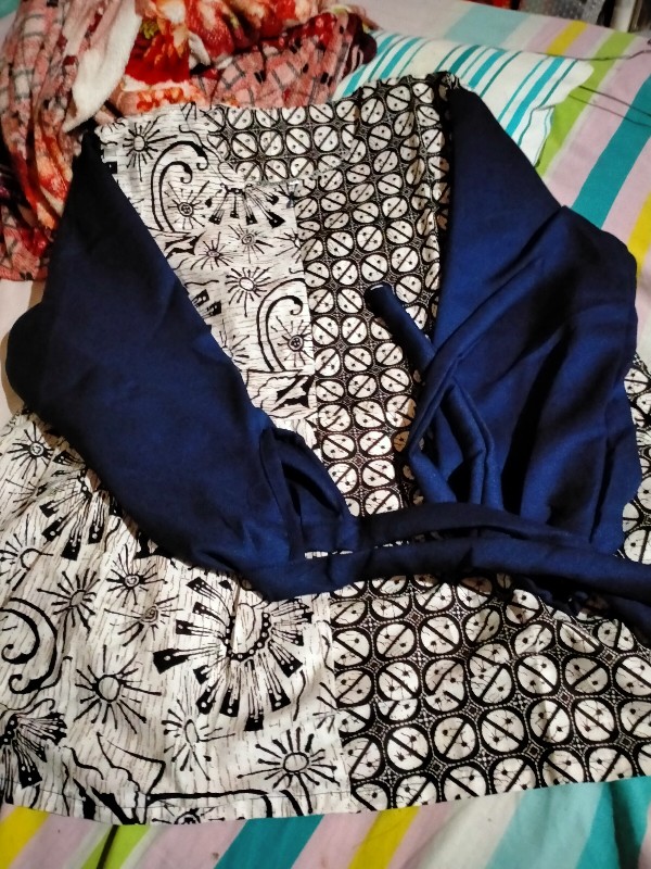 Atasan Blouse Batik Wanita Modern Fashion Wanita Kekinian Brokat Batik Pekalongan Ml Xl Xxl