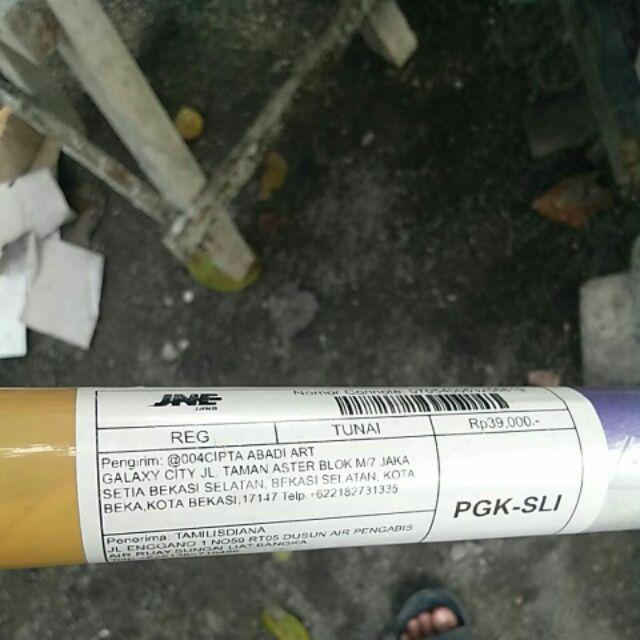 Stiker Kaca Motif Bunga Warna Ungu L-120