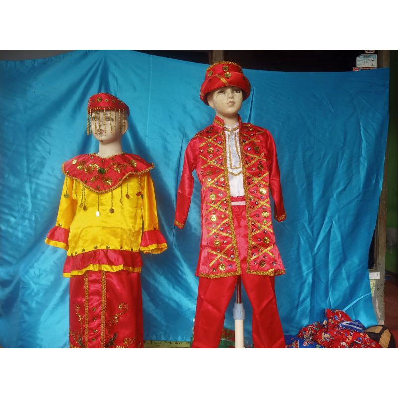 Baju adat pengantin Betawi anak-anak