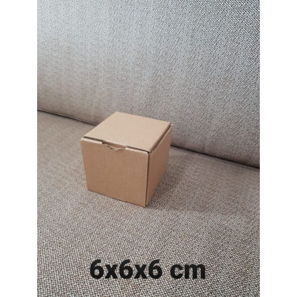 

Kardus Box uk. 6x6x6 cm Kotak Karton Die Cut