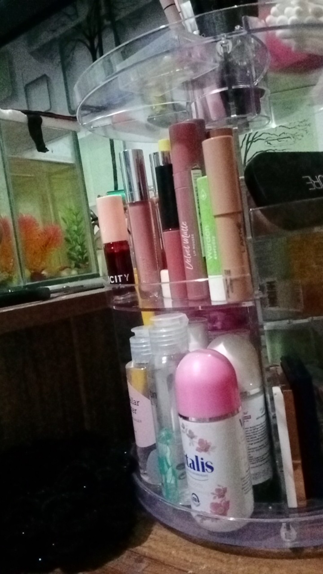 Kan Rak Kosmetik Akrilik Putar 360 Derajat Desktop Storage Rotate