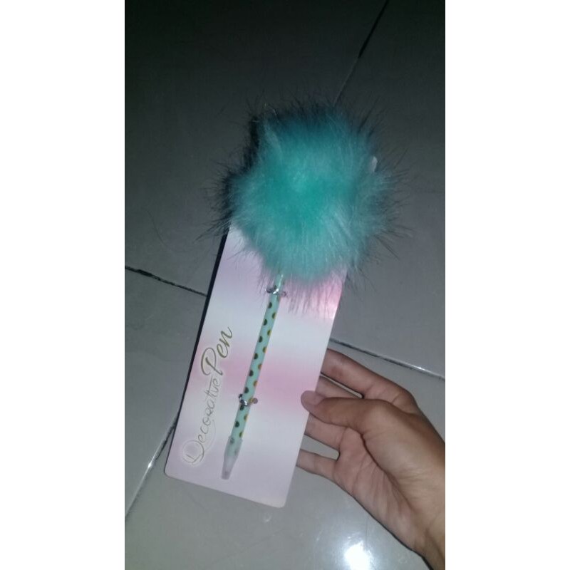 

Pensil Pom Pom