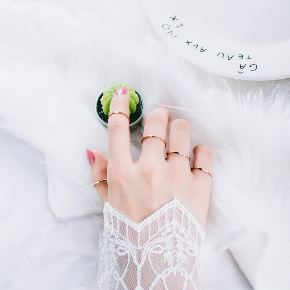 Cincin Couple Titanium Anti Karat Aksesoris Fashion Cincin Emas Huruf Couple Tidak luntur & berkarat-3