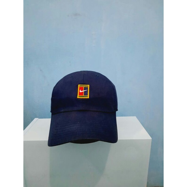 topi nike vintage second
