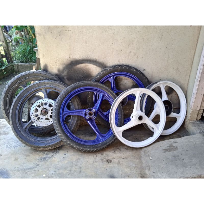velg original f1zr ( velg sj)