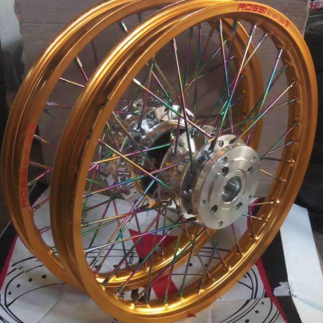 Pelek vixion old new