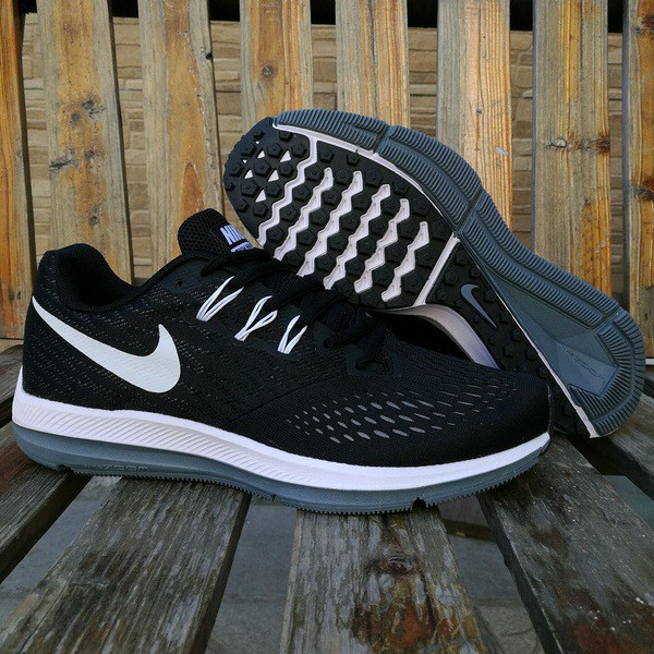 Sepatu 1:1 / Unauthorized Authentic (UA) Nike Zoom Winflo 4 Men/Women - Black / White-Dark Grey