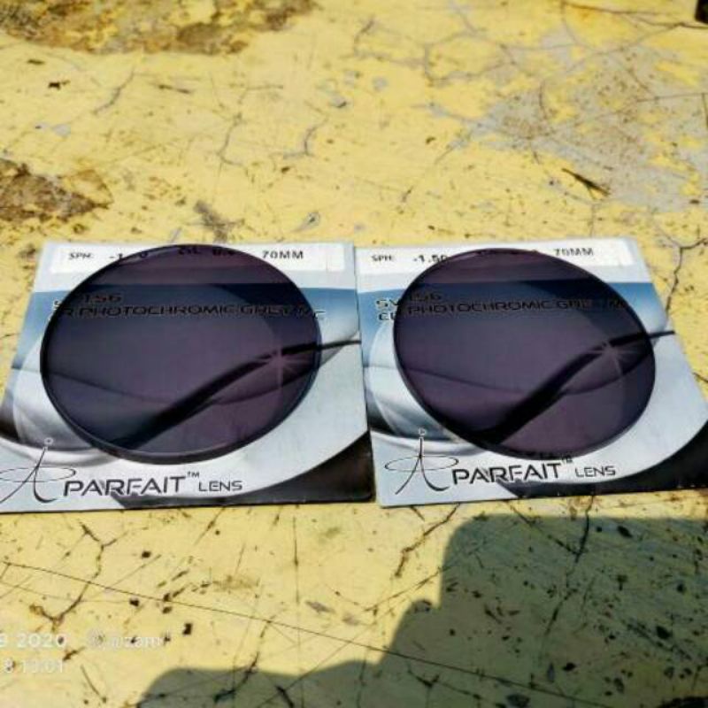 Lensa photocromic blueray