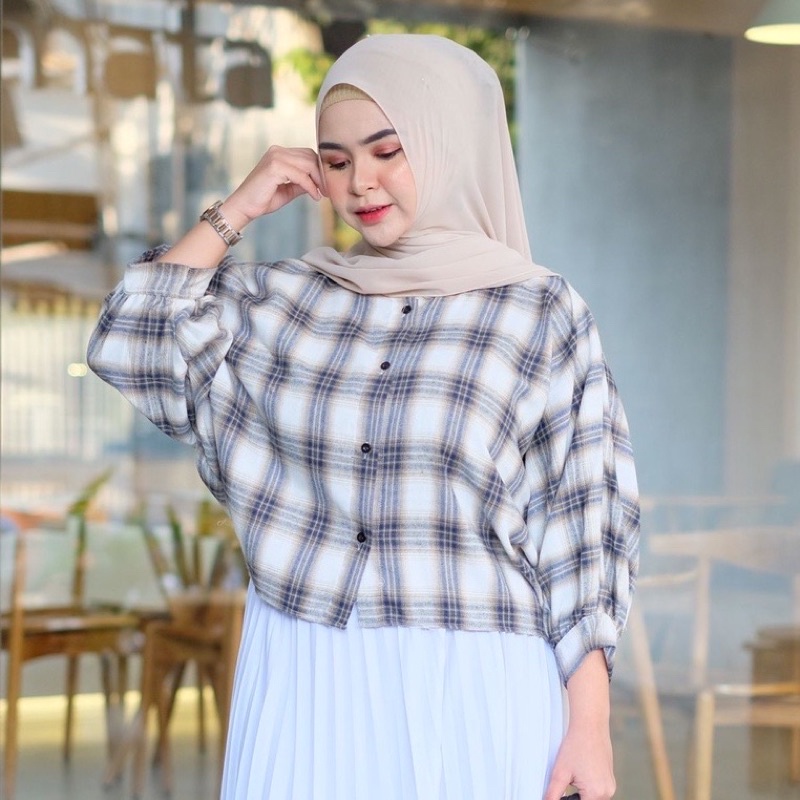 MOYGE BATWING FLANEL || BLOUSE CROP | OUTER KEKINIAN BY ALFAT.ID