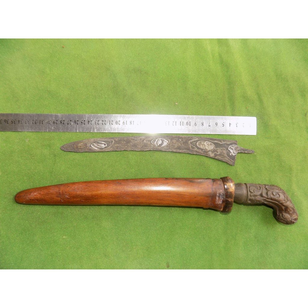 badik sumatra tua pamor tambal 3 kul buntet era kerajaan lampung tua