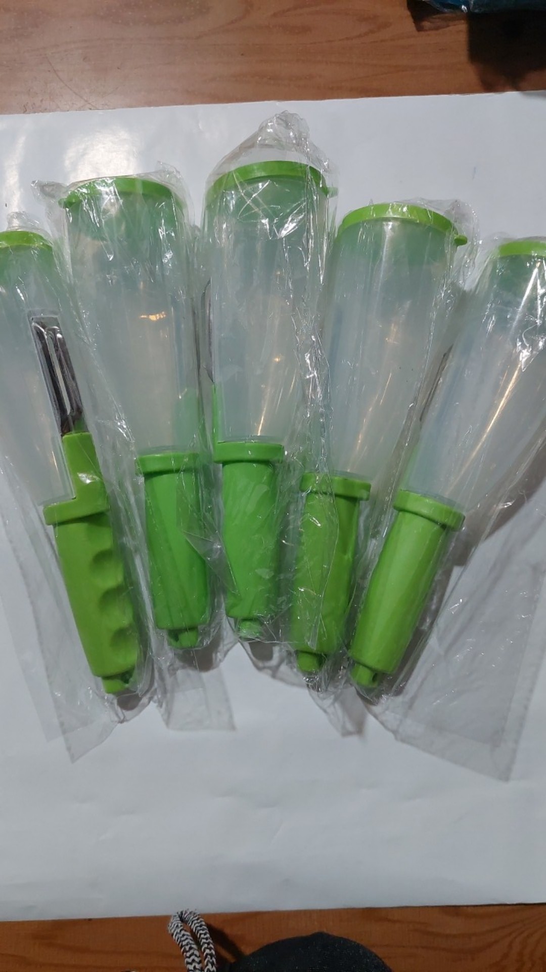 Pisau Pengupas Kulit Buah Tabung / Pisau Kupas Buah Dan Sayur Model Gelas / Stainless Peeler