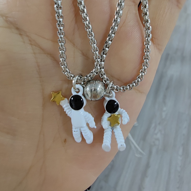 2 astronauts astronaut magnet attract couples weaving adjustable bracelet necklace set Korean fashion jewelry accessories best gifts for male and female friends