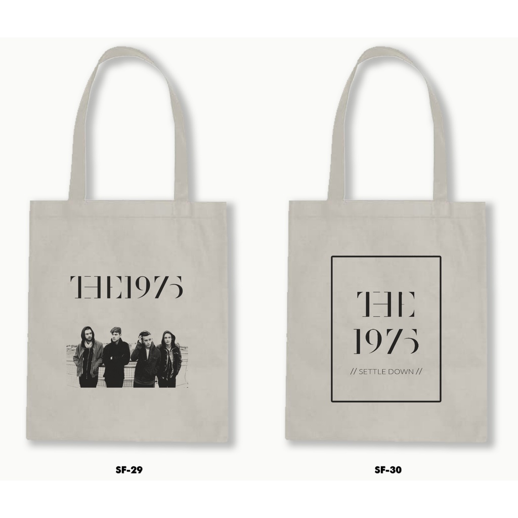 Tas Tote Bag Resleting Kanvas/Blacu  - The 1975 B
