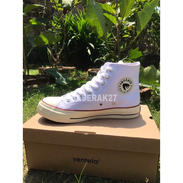 Ventela BTS 70’s White High