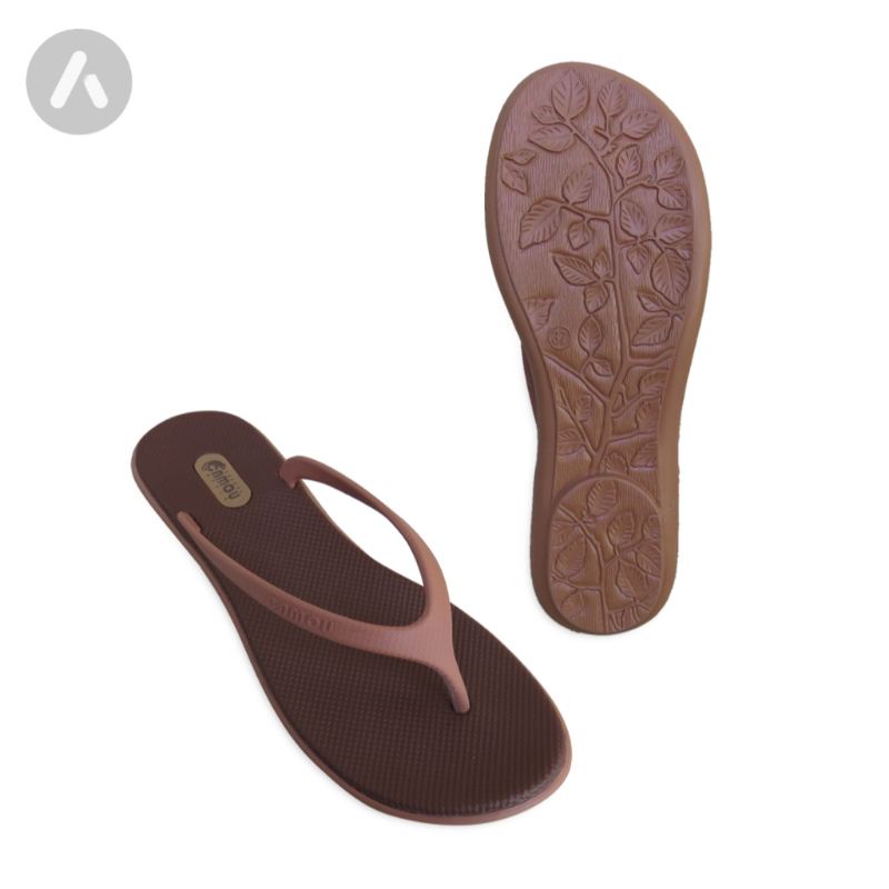 Sandal jepit wanita terbuat dari bahan TPR (Thermo Plastic Elastomer (Rubber) perpaduan karet dan pl
