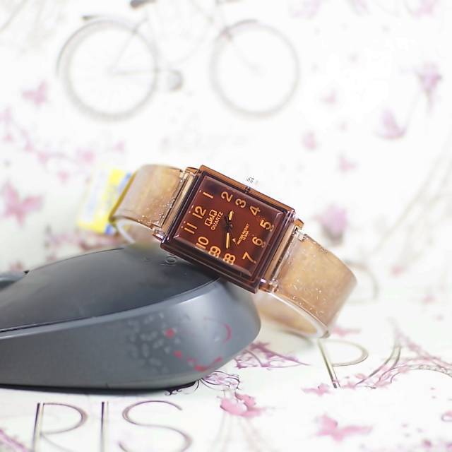 Jam Tangan Pria/Wanita Anak-Anak Q&amp;Q Analog Kotak Strap Jelly