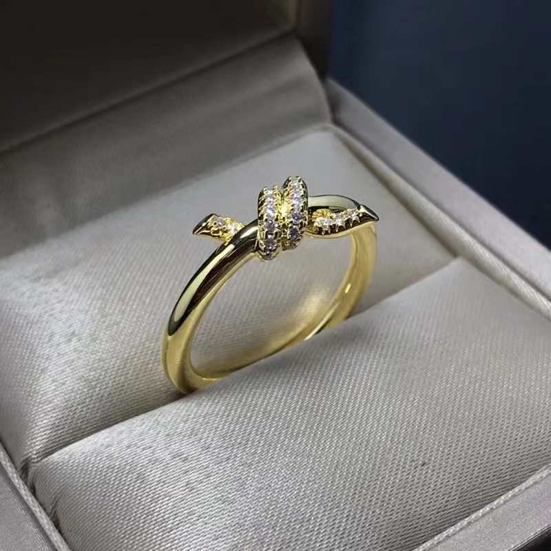 Fashion Bintang Gaya Cincin Stainless Steel Butik Gaya Berkelas Busur Simpul Berlian Ring