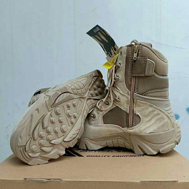 DELTA TACTICAL BOOTS