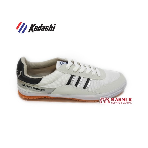 Sepatu Capung - Kodachi 8116 - Putih Hitam
