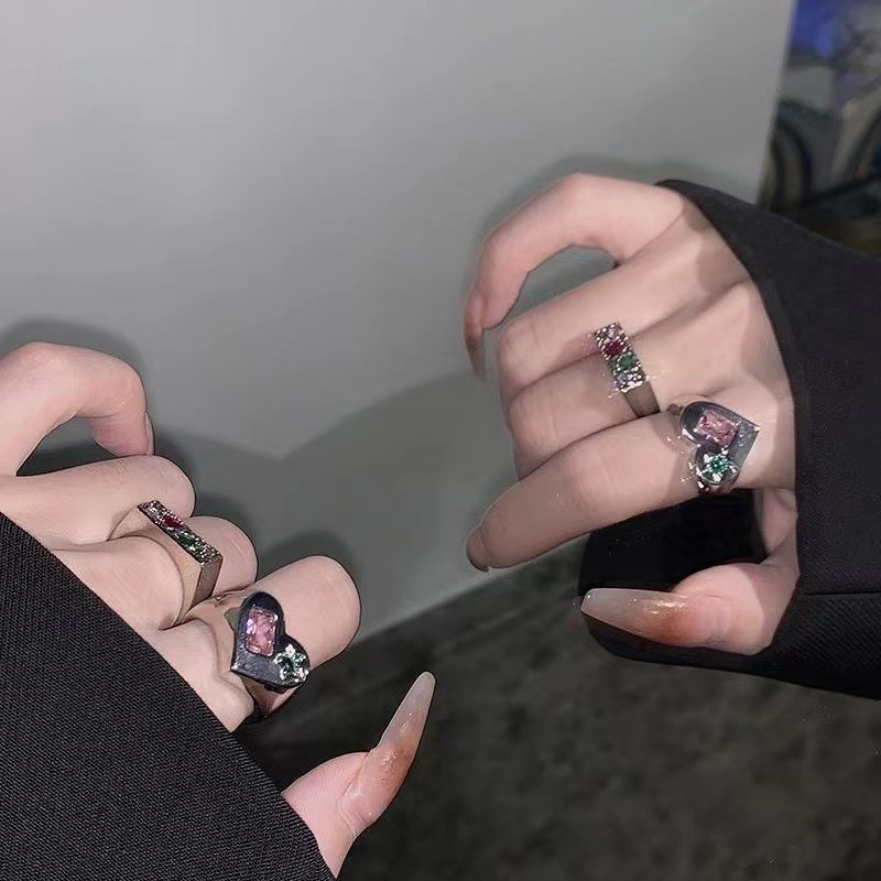 Cincin Batu Permata Bentuk Hati Gaya Retro