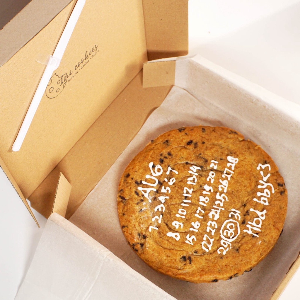 

Giant Birthday Cookie FREE Lilin dan Topper Birthday