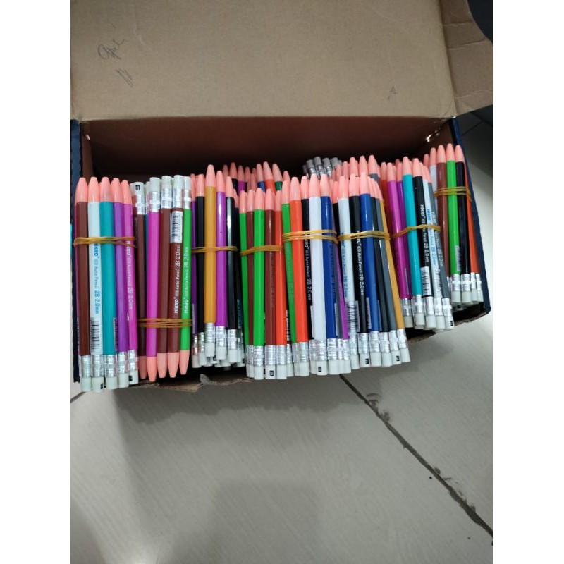 

Micro_,2 Mm Automatic Pencil 2D 618