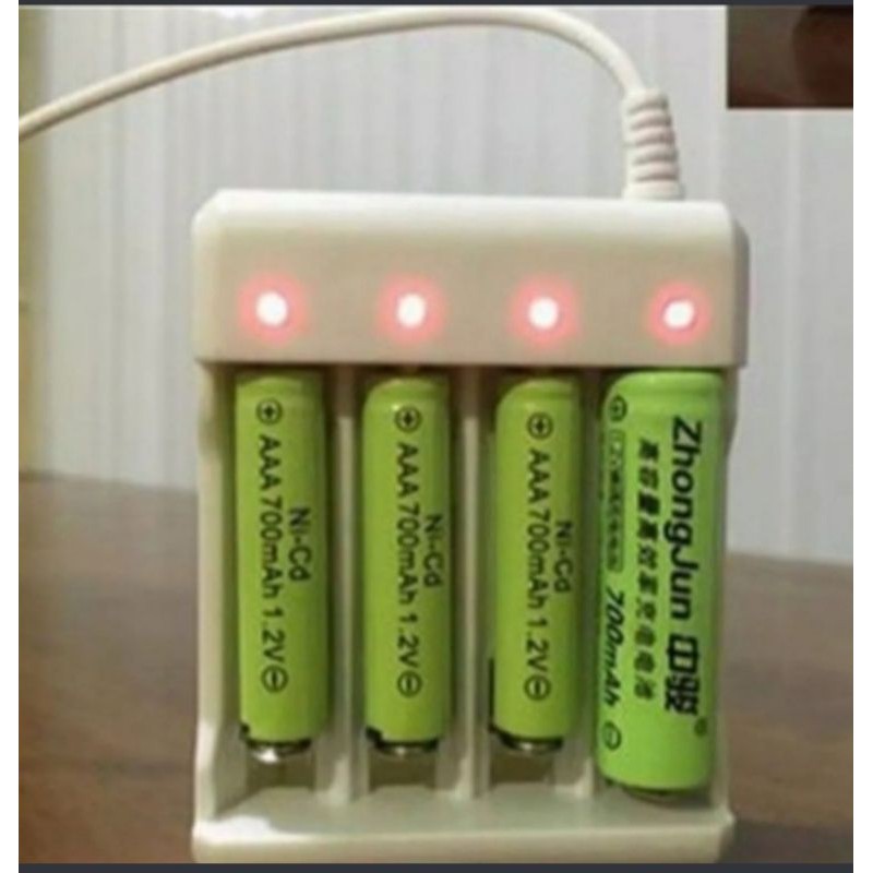 CHARGER BATERAI 5 V - 1A -DC 1,2V LUBANG 4SLOP