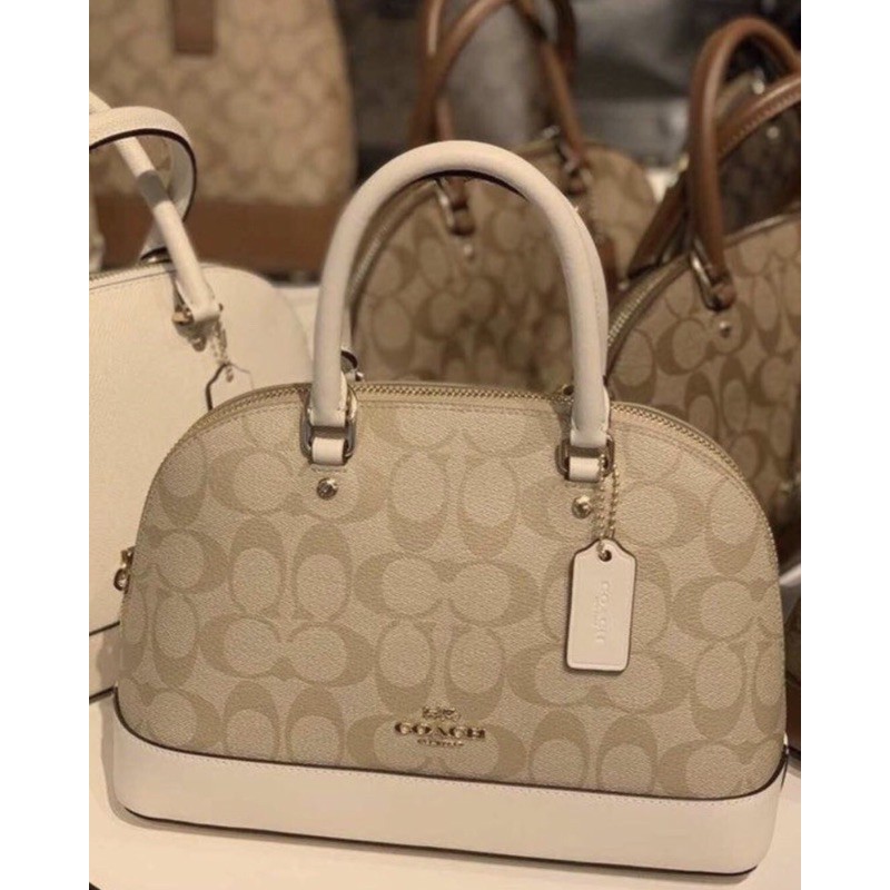 Coach sierra signature