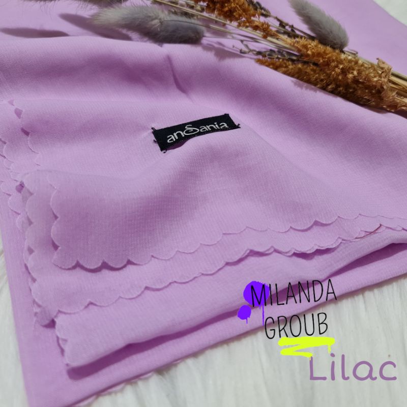 Kerudung Segiempat Pollycatton Bella Square Lacercut 110X110 CM