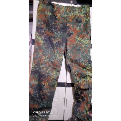 CELANA FLECTRAN JERMAN