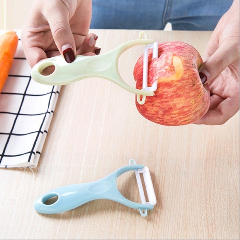 Peeler Knife Alat Pengupas Kulit Buah Dan Sayur / Alat Pengupas Buah / Warna dikirim random